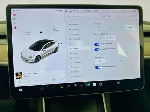 Used 2019 Tesla Model 3 Standard Range RWD image 22