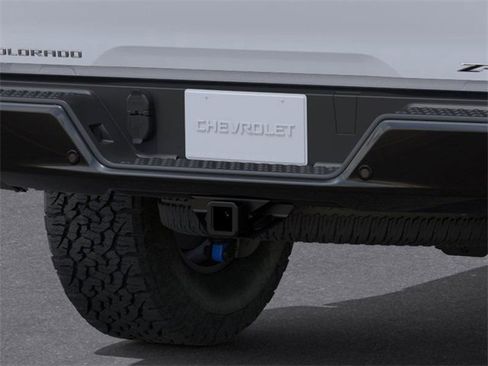 New 2026 Chevrolet Colorado ZR2 w/ Technology Package image 14