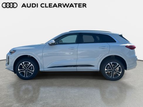 New 2025 Audi Q5 Premium image 3