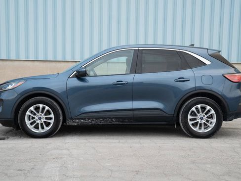 Used 2020 Ford Escape SE image 6