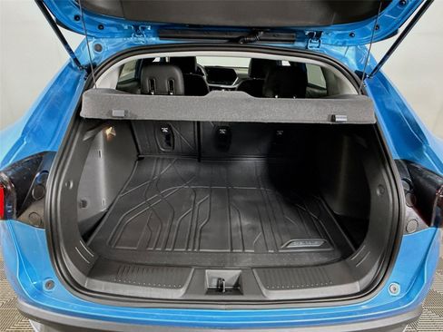New 2026 Chevrolet Trax LT w/ Driver Confidence Package FWD image 17