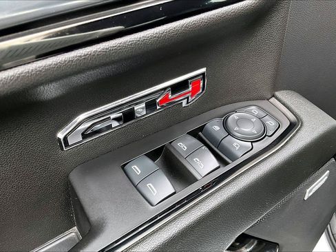 Used 2024 GMC Sierra 1500 AT4 w/ Technology Package AWD/4WD image 37