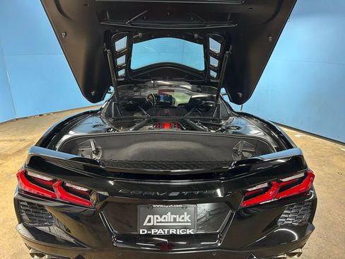 Used 2022 Chevrolet Corvette Stingray Premium Cpe w/ Z51 Performance Package image 34