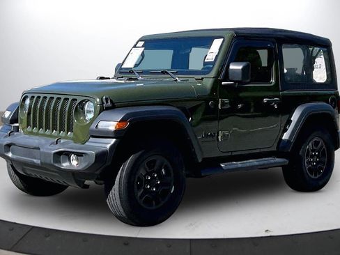 Used 2022 Jeep Wrangler Sport AWD/4WD image 4