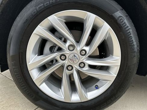 Certified 2025 Buick Envista Preferred w/ Convenience I Package FWD image 21