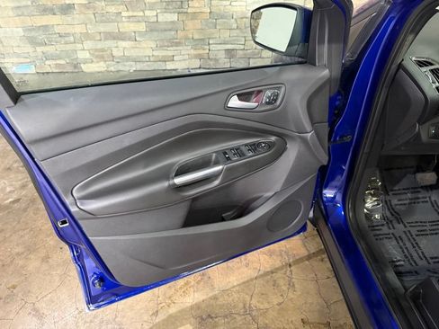 Used 2014 Ford Escape Titanium w/ Equipment Group 401A AWD/4WD image 11