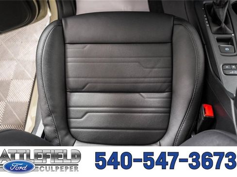 New 2025 Ford Ranger Lariat w/ FX4 Off-Road Package image 32