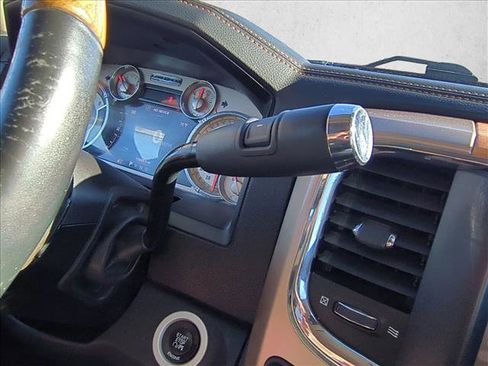 Used 2016 RAM 3500 Laramie Longhorn image 12