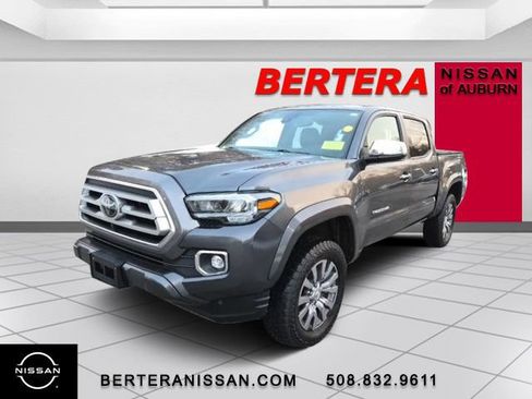 Used 2023 Toyota Tacoma Limited image 5