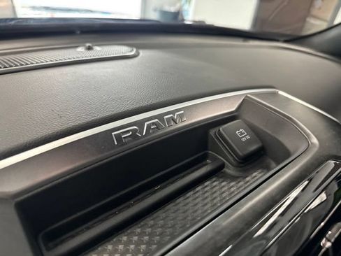 Used 2022 RAM 1500 Big Horn AWD/4WD image 49