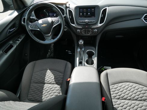 Used 2020 Chevrolet Equinox LT FWD image 10