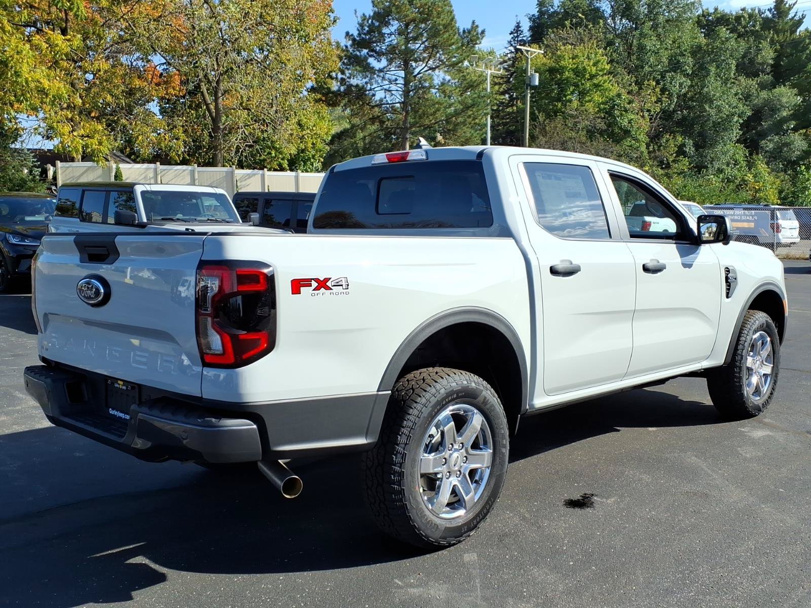 New 2026 Ford Ranger XLT w/ Equipment Group 301A High AWD/4WD image 9