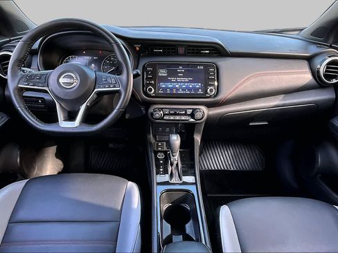 Used 2024 Nissan Kicks SR w/ SR Premium Package FWD image 15