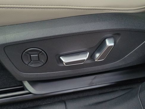 New 2026 Audi Q3 quattro 2.0T AWD/4WD image 18