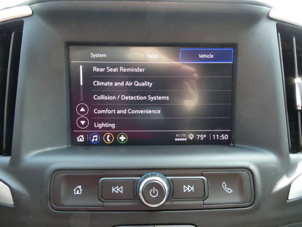 Certified 2024 GMC Terrain SLE w/ Driver Convenience Package FWD image 34