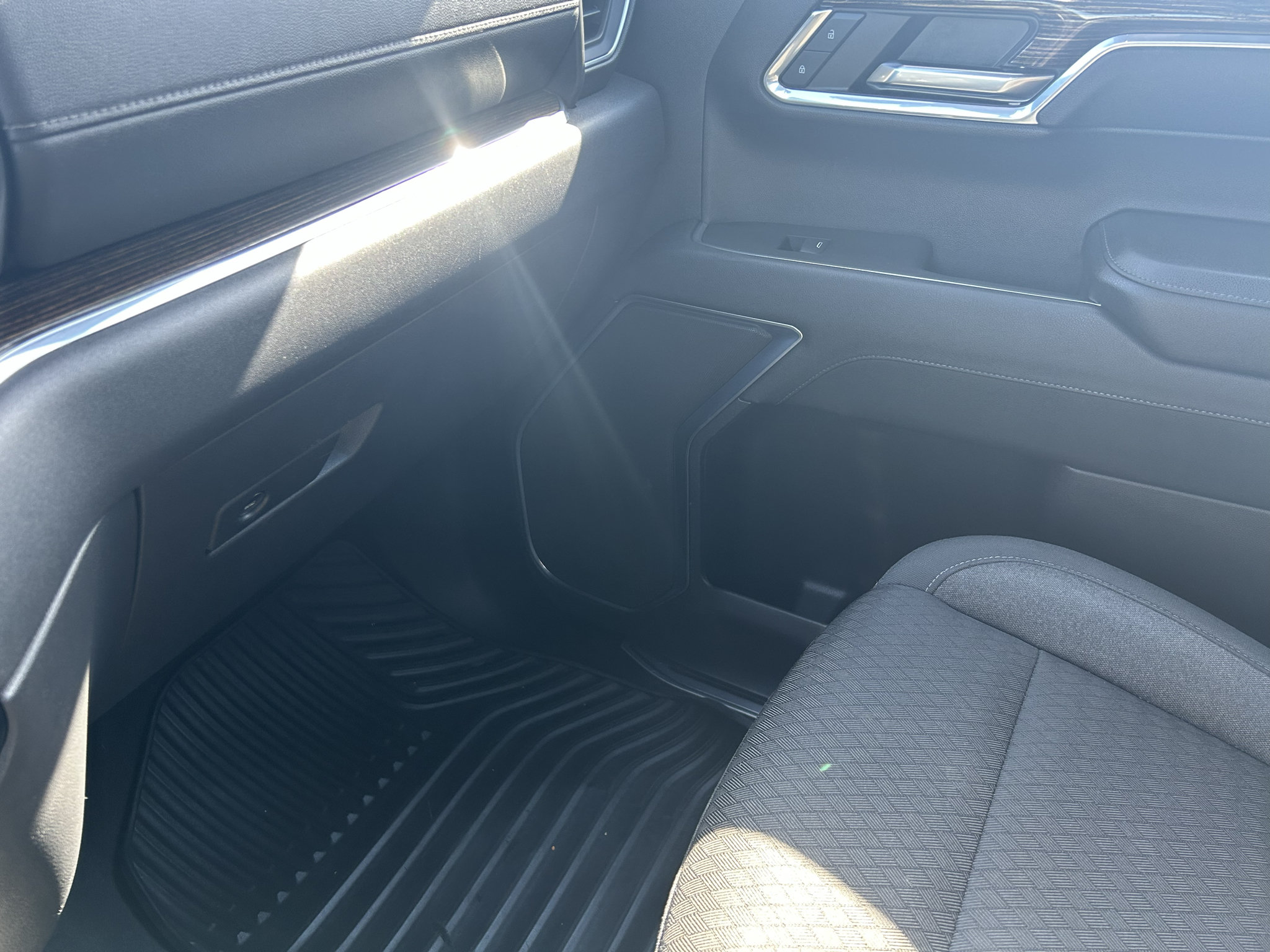 Used 2024 GMC Sierra 1500 SLE AWD/4WD image 13