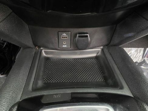 Used 2017 Nissan Rogue SV AWD/4WD image 20