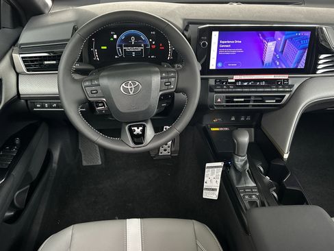 New 2026 Toyota Camry SE FWD image 13