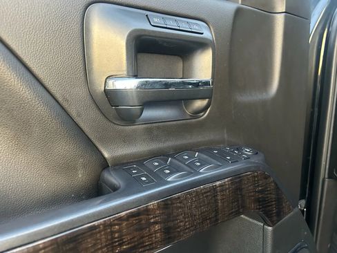 Used 2015 GMC Sierra 2500 Denali w/ Duramax Plus Package image 14