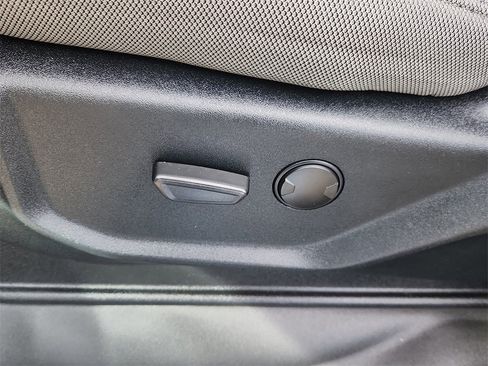 Used 2020 Ford F150 XLT w/ Equipment Group 301A Mid image 8