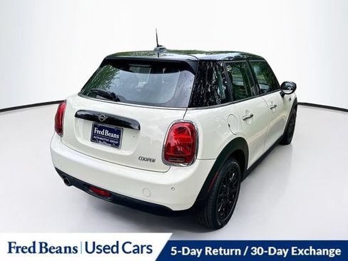 Used 2021 MINI Cooper 4-Door Hardtop FWD image 10