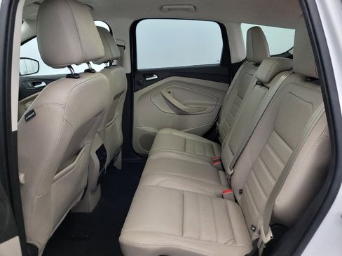 Used 2017 Ford Escape SE w/ SE Leather Comfort Package AWD/4WD image 18