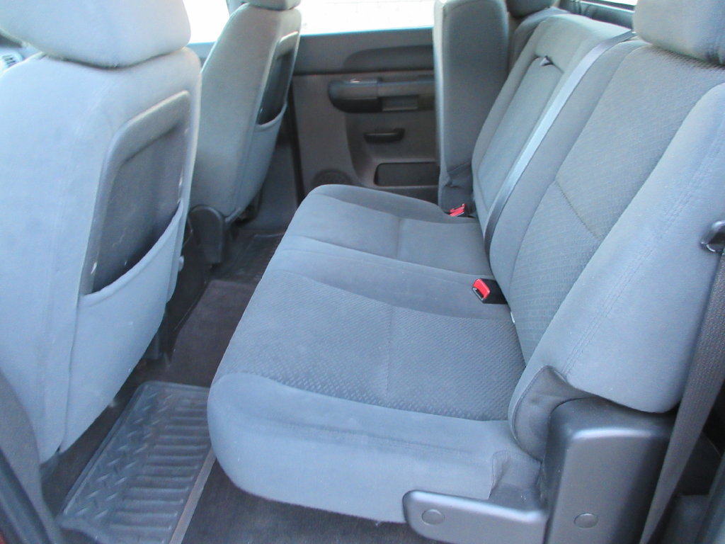 Used 2008 Chevrolet Silverado 2500 LT w/ 1LT Convenience Package AWD/4WD image 19