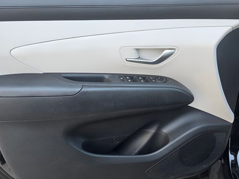 Used 2025 Hyundai Tucson SEL FWD image 15