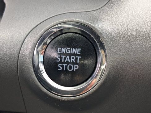 Used 2020 Toyota Avalon Touring FWD image 22