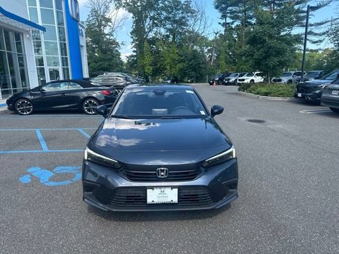 Used 2023 Honda Civic Sport image 3