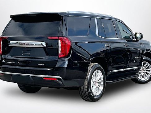 Used 2024 GMC Yukon SLT AWD/4WD image 6