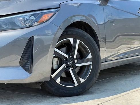 Used 2025 Nissan Sentra SV FWD image 2