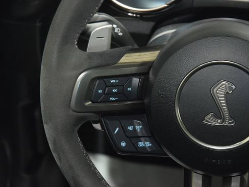 Used 2020 Ford Mustang Shelby GT500 w/ Technology Package RWD image 38