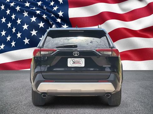 Used 2024 Toyota RAV4 Adventure AWD/4WD image 9