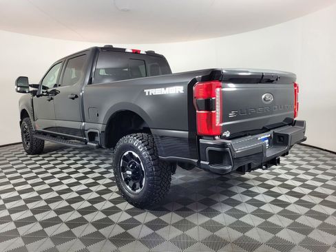 Used 2025 Ford F350 Lariat w/ Lariat Ultimate Package image 5