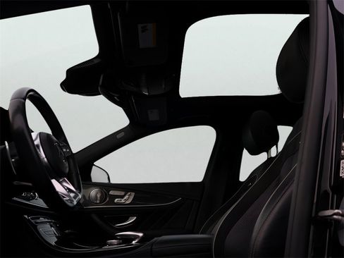 Used 2019 Mercedes-Benz E 63 AMG S image 40