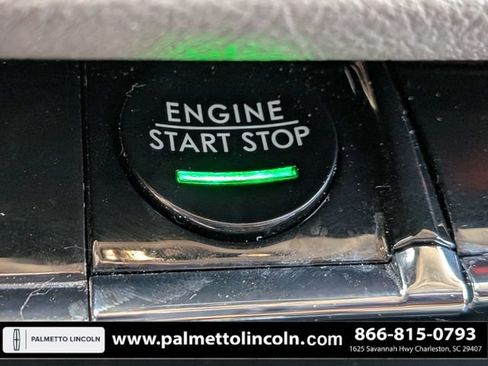 Used 2023 Lincoln Corsair FWD image 30