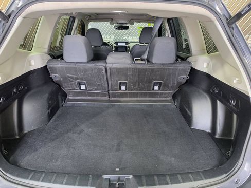 Used 2021 Subaru Forester Premium AWD/4WD image 33