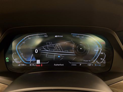 Used 2022 BMW X5 xDrive45e w/ M Sport Package image 14