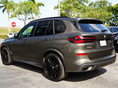 Used 2024 BMW X5 sDrive40i w/ M Sport Package RWD image 9