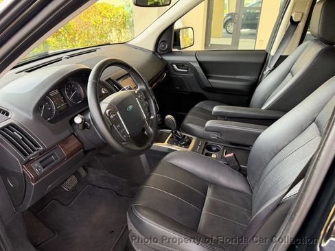 Used 2014 Land Rover LR2 AWD/4WD image 29