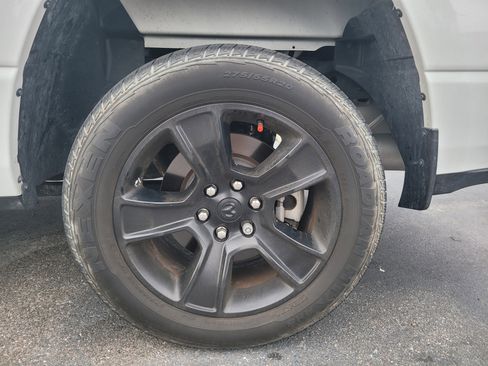 Used 2023 RAM 1500 Big Horn RWD image 7