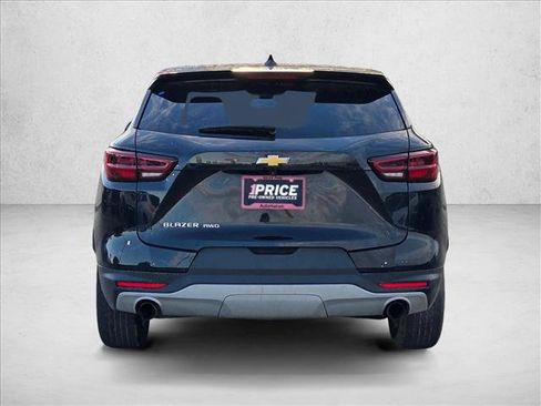 Used 2025 Chevrolet Blazer LT image 6