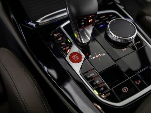 Used 2025 BMW X4 M w/ Executive Package image 36