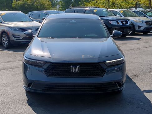 Used 2024 Honda Accord EX image 11