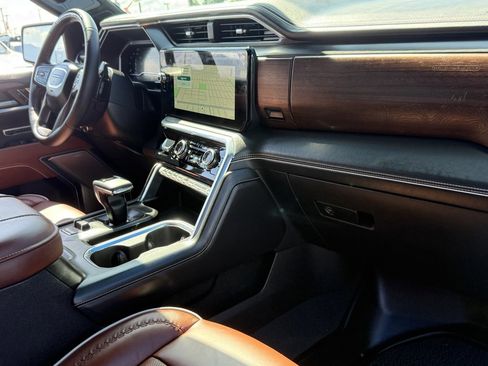 Used 2025 GMC Sierra 1500 Denali Ultimate image 26