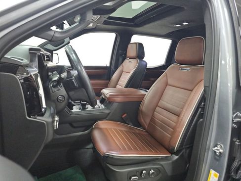 Used 2024 GMC Sierra 1500 Denali Ultimate image 9