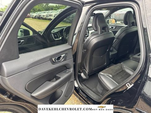 Used 2019 Volvo XC60 T6 R-Design AWD/4WD image 21