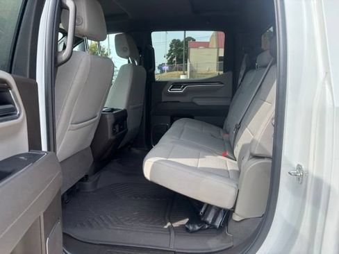 Used 2025 Chevrolet Silverado 1500 RST AWD/4WD image 12