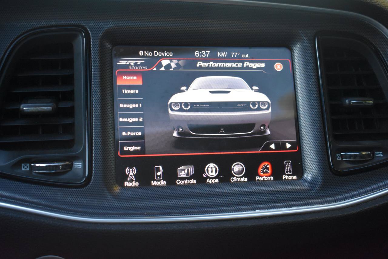 Used 2016 Dodge Challenger SRT RWD image 34